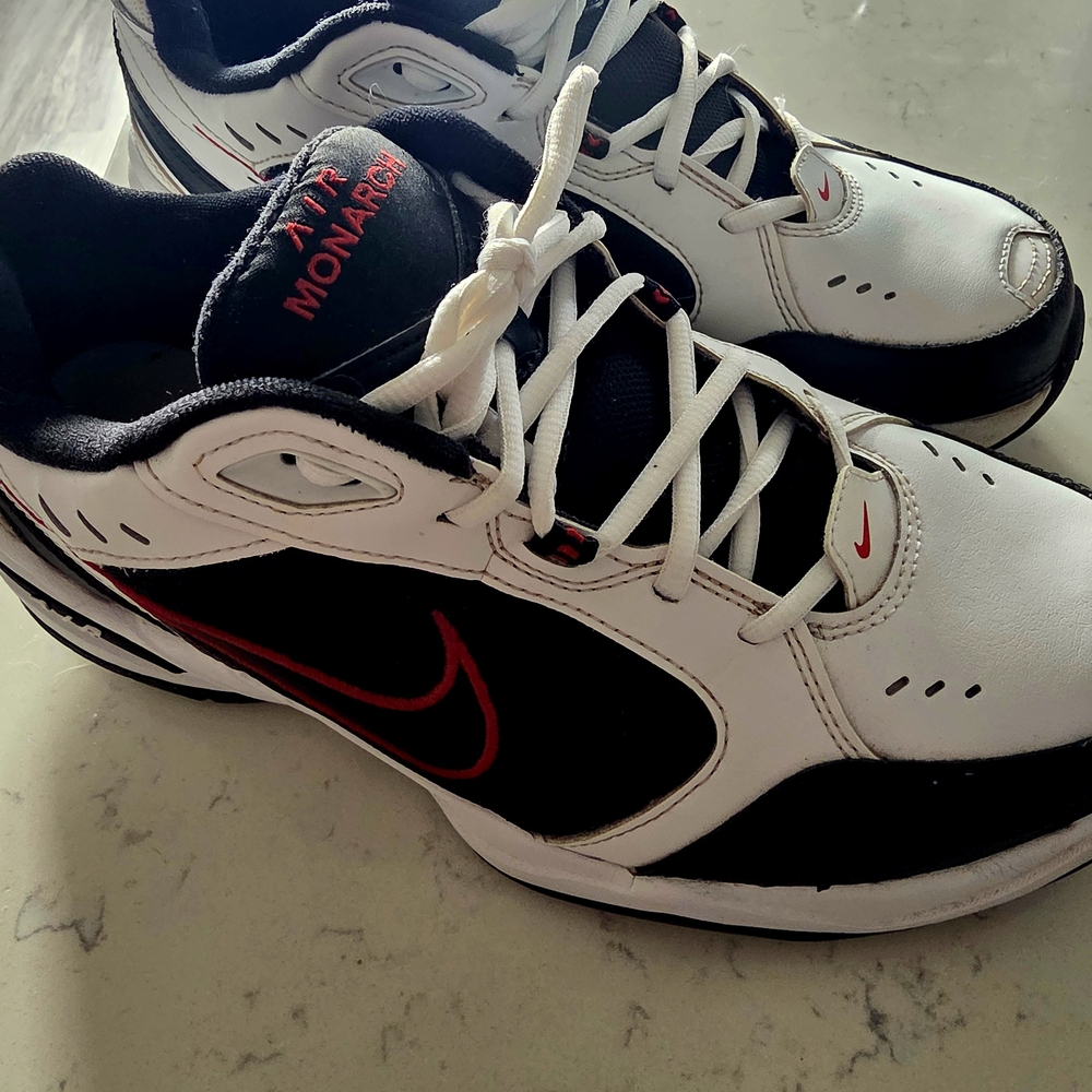 Nike Air Monarch IV Men's Shoes - White, Black, and Red